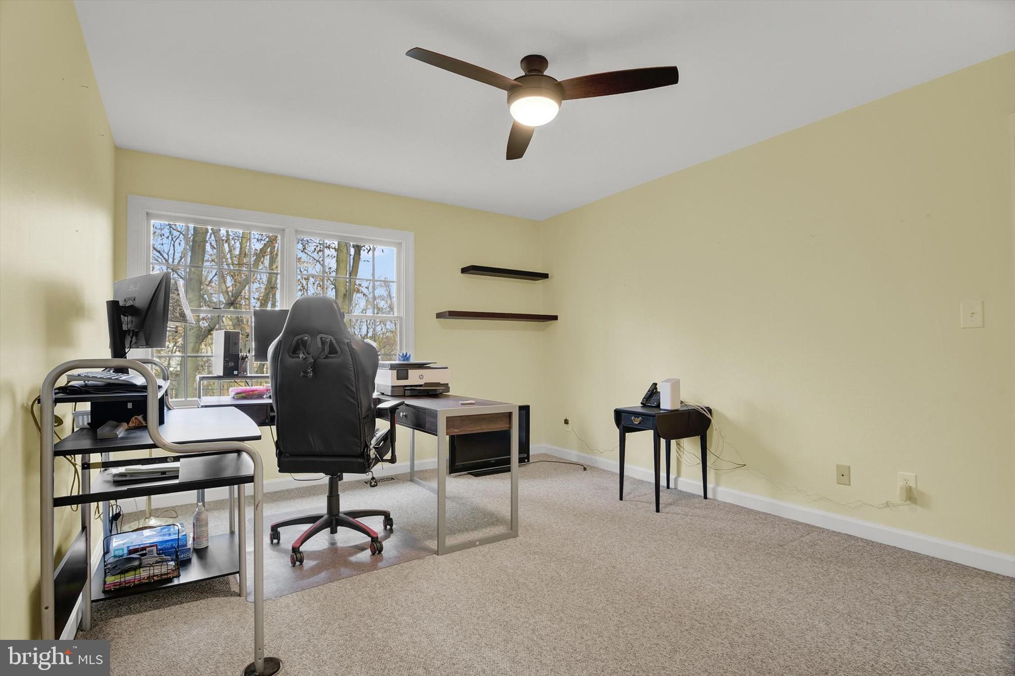 IVY HILLS - Residential