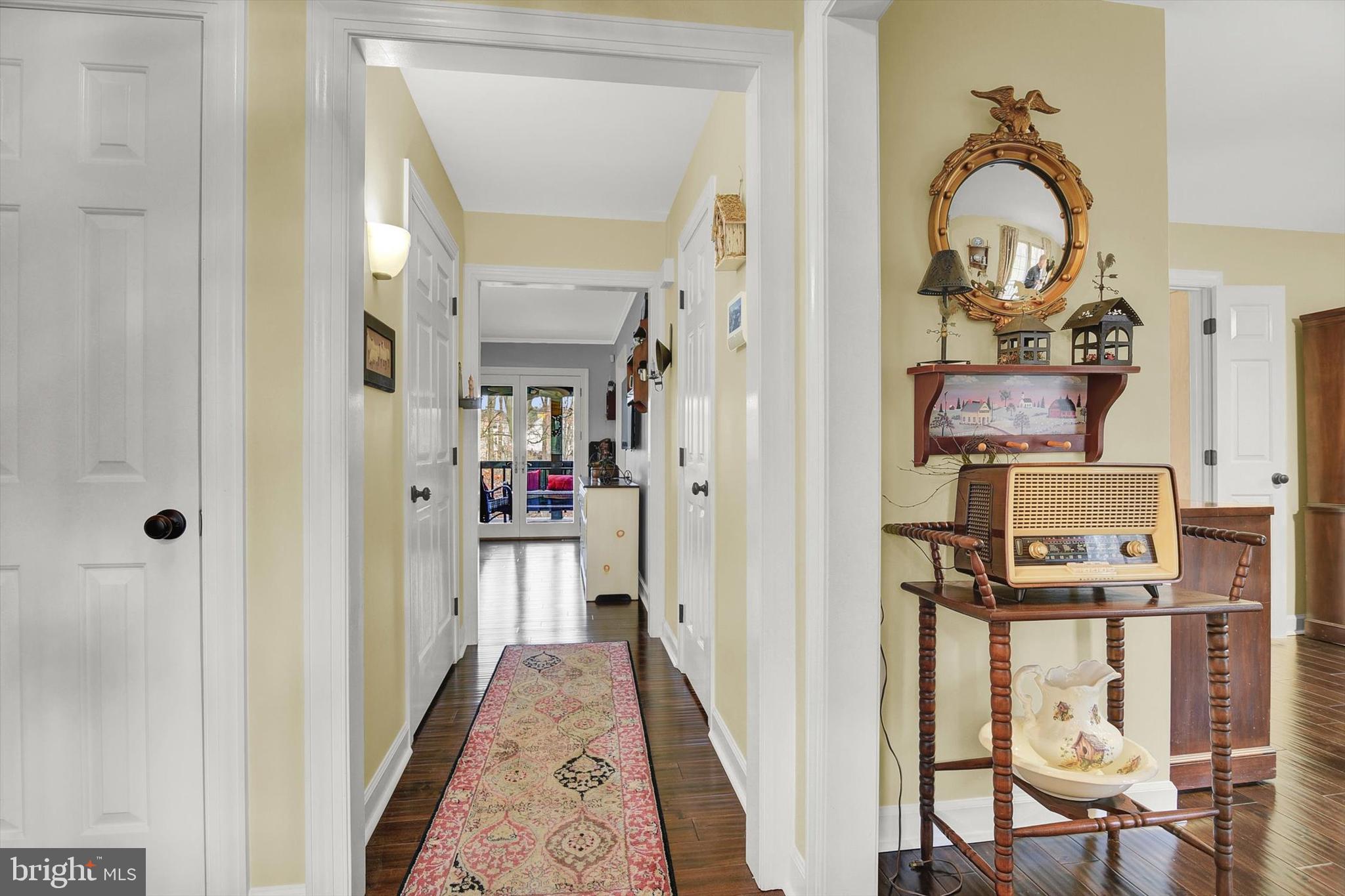 IVY HILLS - Residential