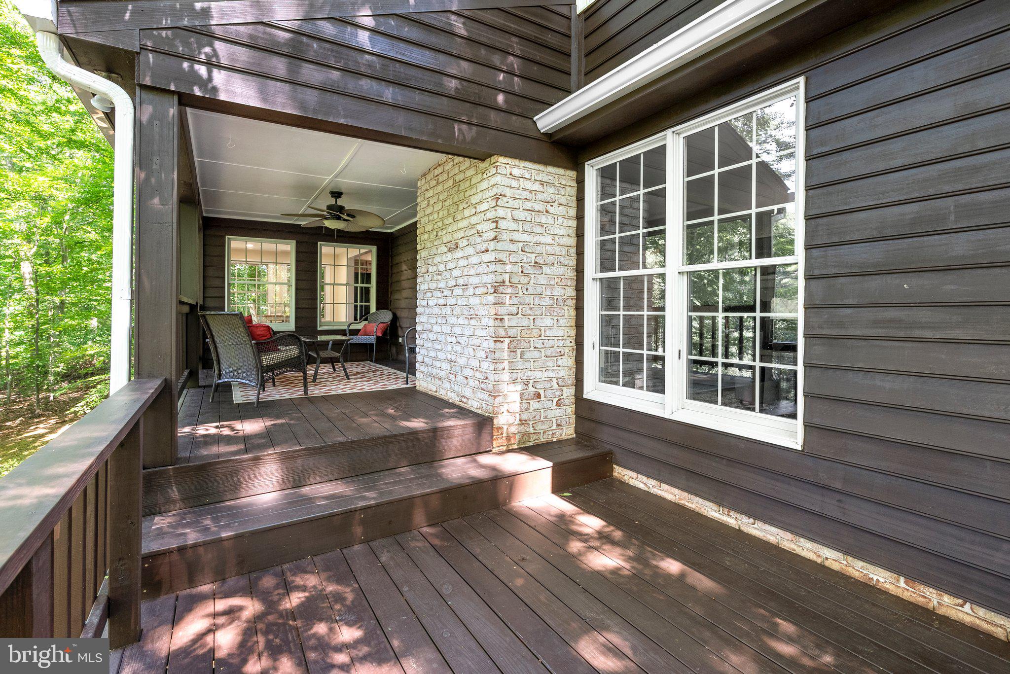 IVY HILLS - Residential