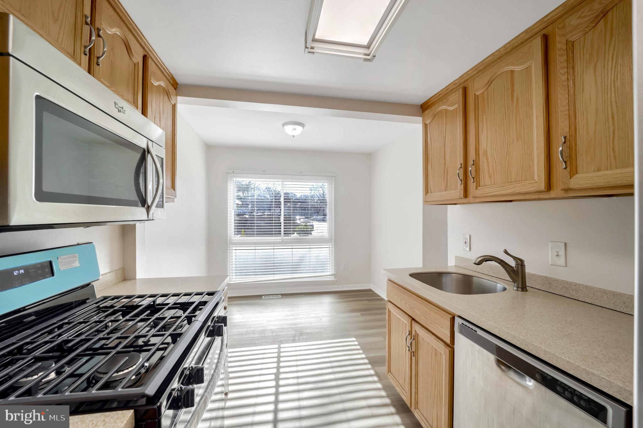 CROFTON MEADOWS - Residential Lease