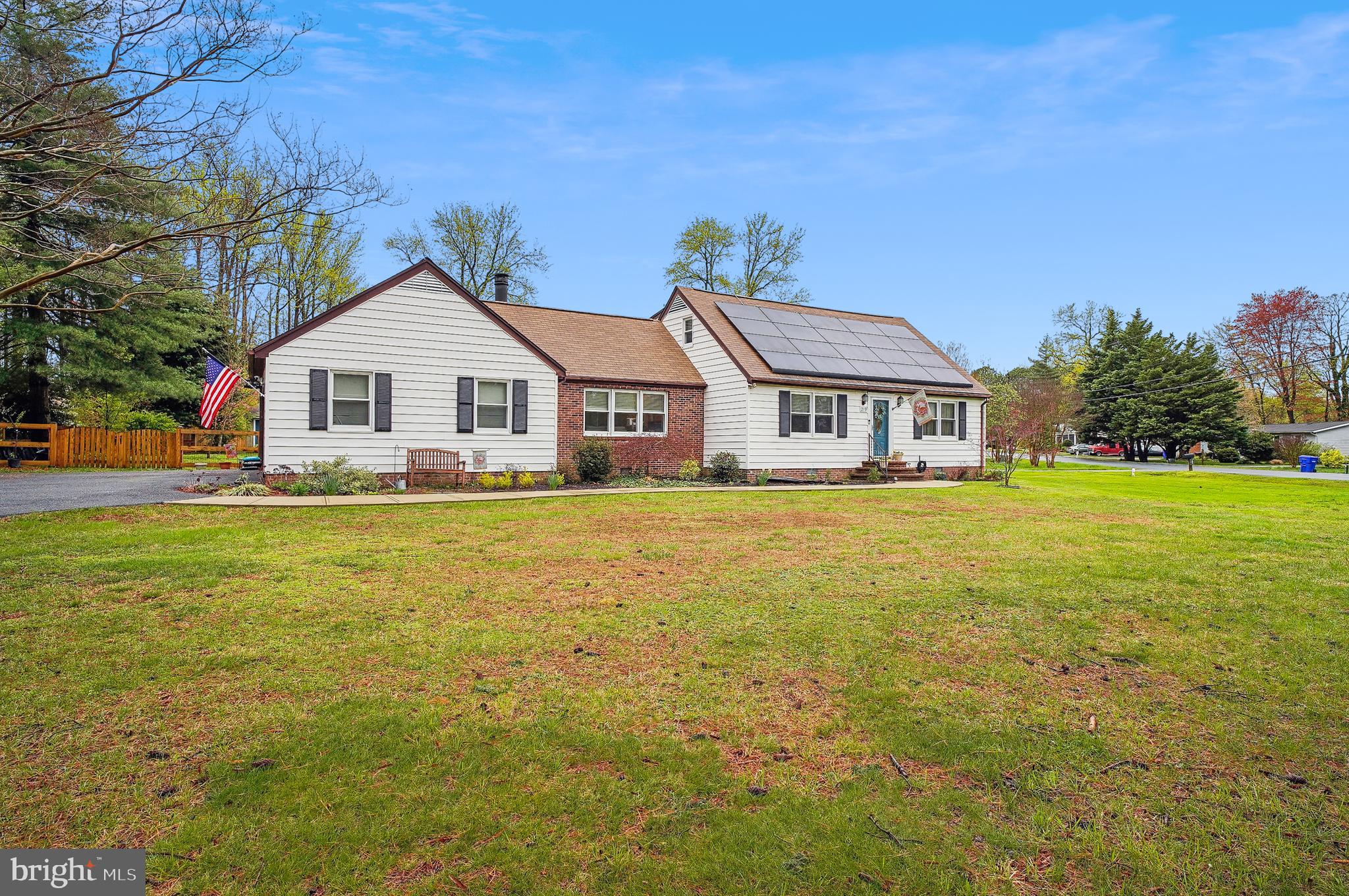 219 BAY CITY ROAD