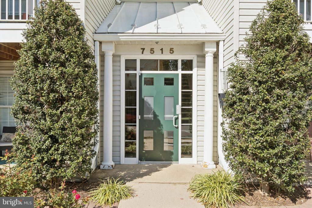 Photo of 7515 Snowpea Court #167-L, ALEXANDRIA, VA 22306 (MLS # VAFX2276722)