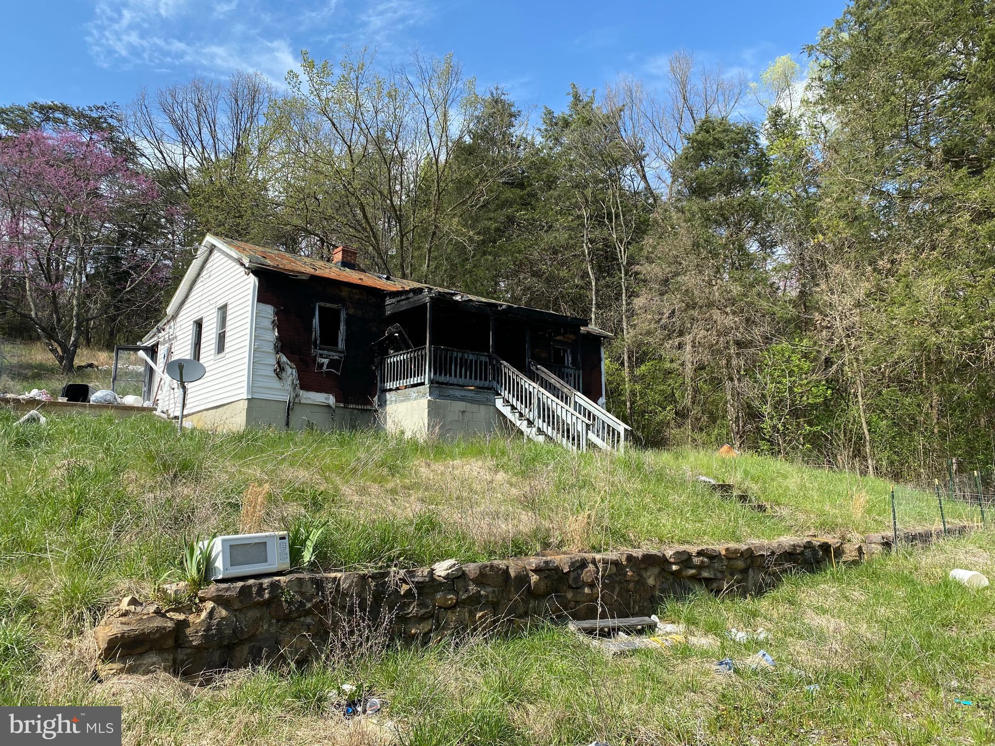 NONE AVAILABLE - Land