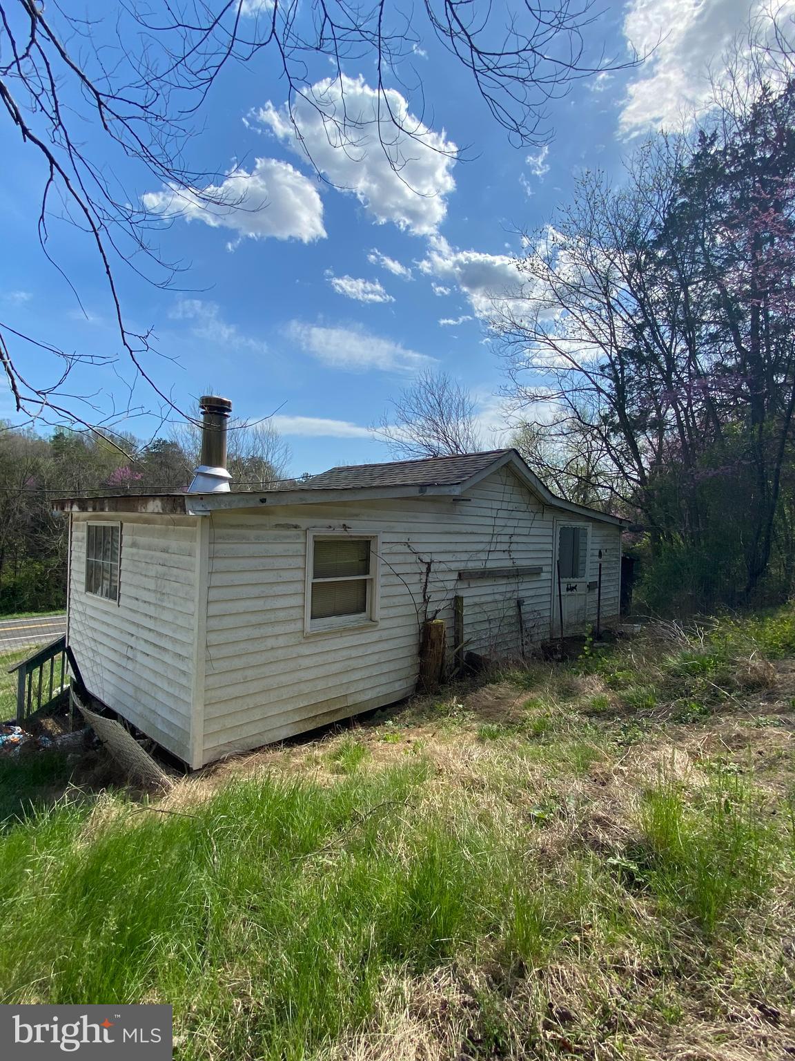 NONE AVAILABLE - Land