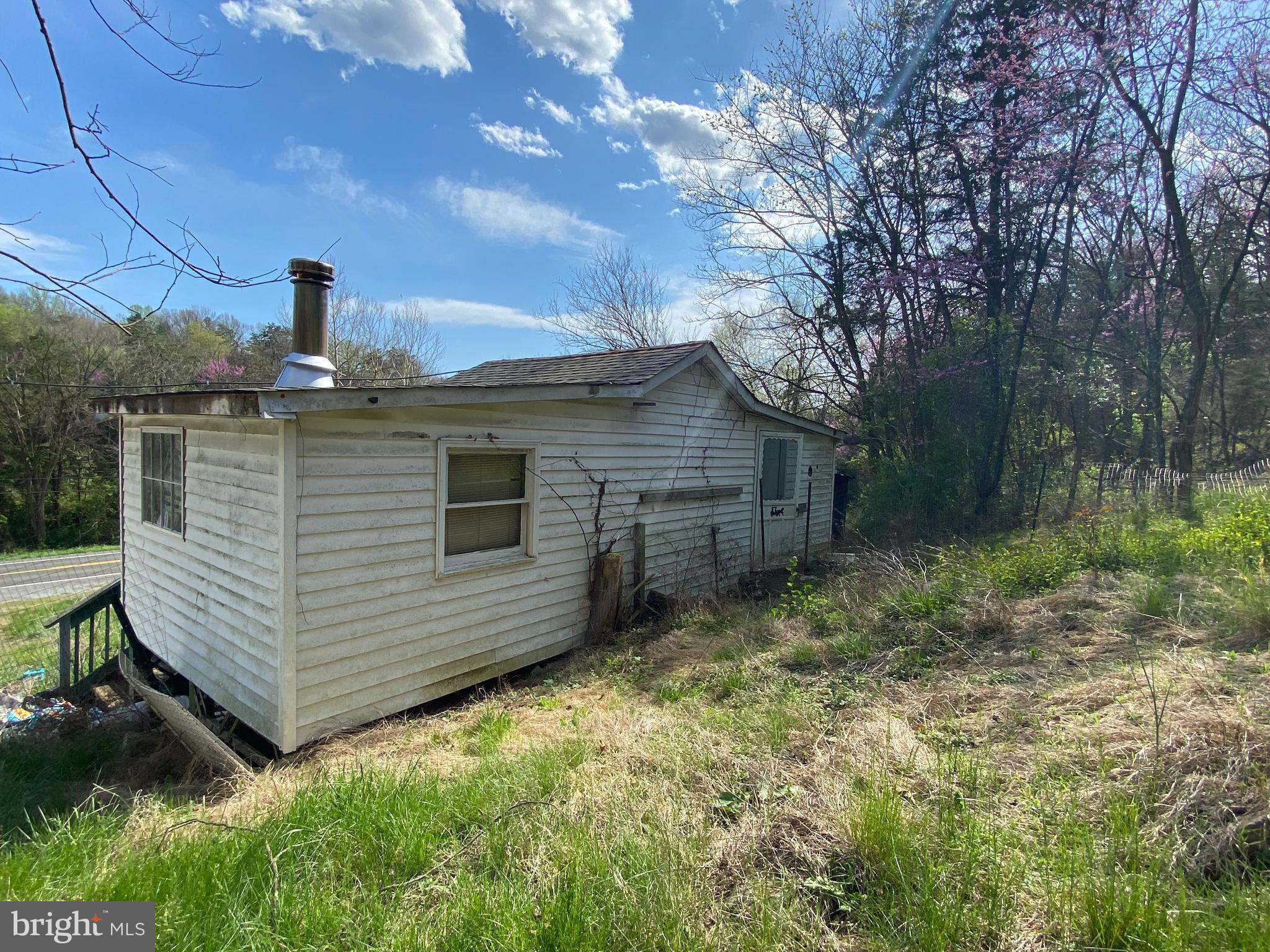 NONE AVAILABLE - Land