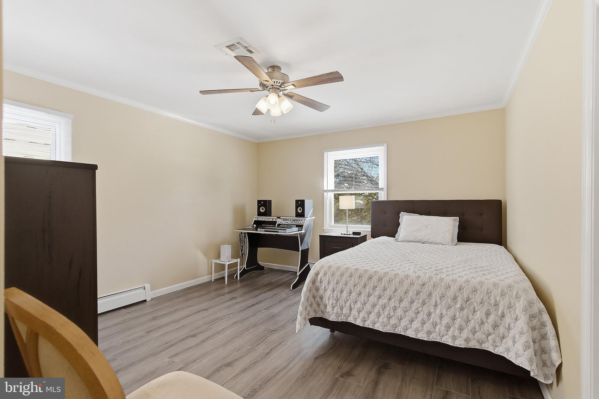 SILVER RIDGE PARK - SILVER RIDGE PARK NORTH - Residential