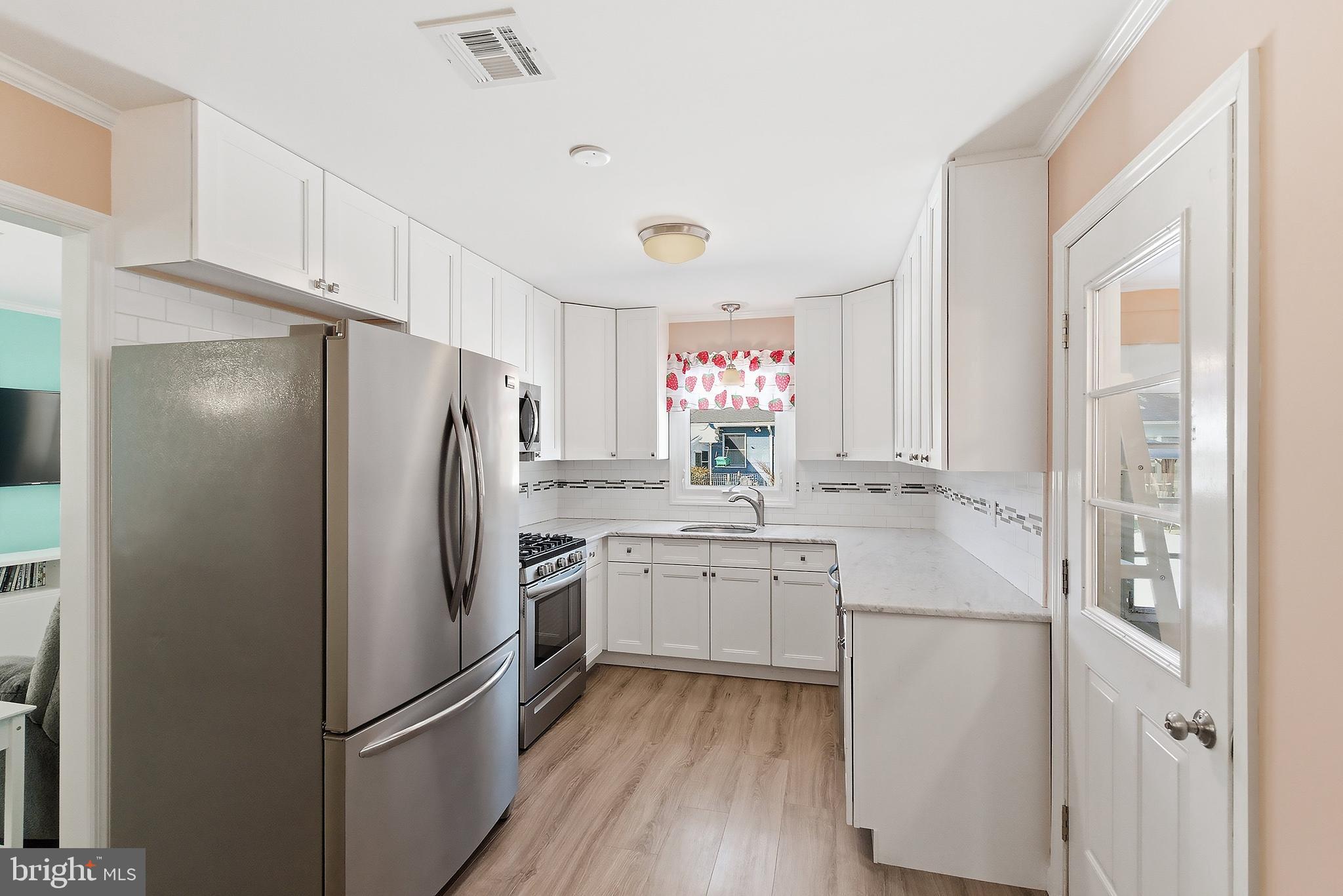 SILVER RIDGE PARK - SILVER RIDGE PARK NORTH - Residential