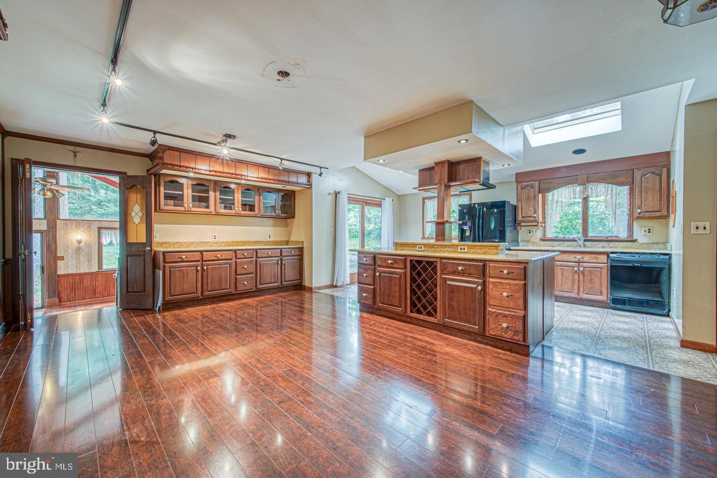 505 CRICKET LANE