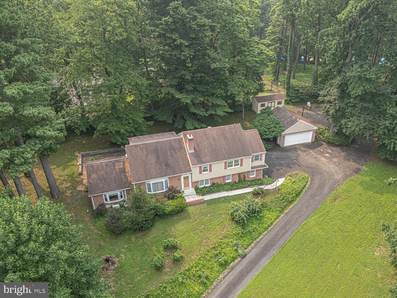 505 CRICKET LANE