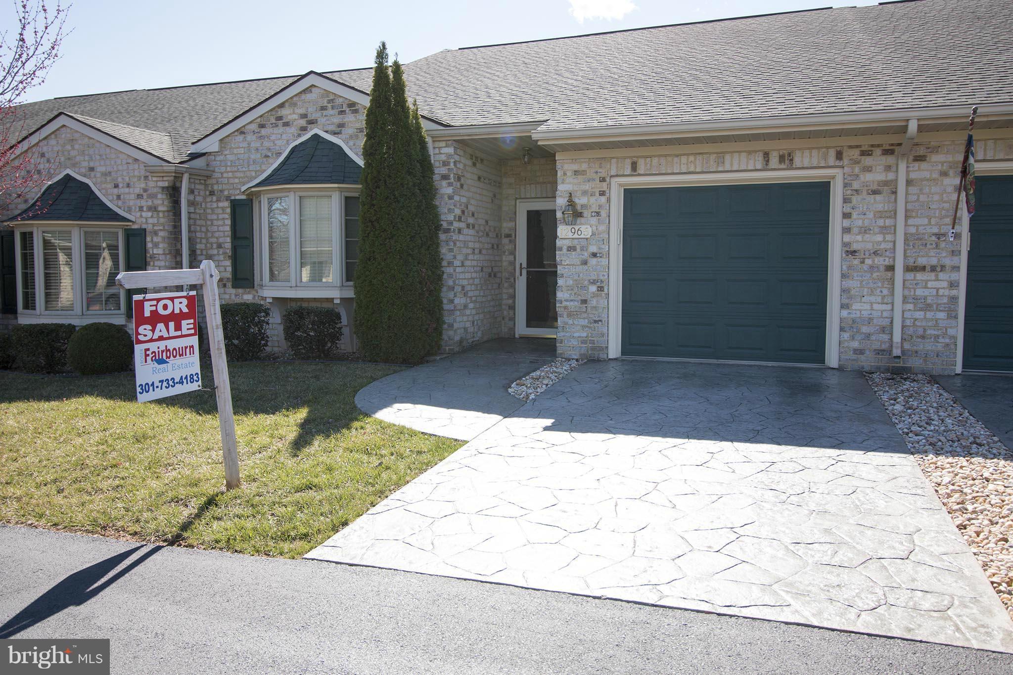 Very well maintained Cortland Manor town home. Enhanced floor plan has finished room on the rear for a nice sun room or family room. This community offers maintenance free living in a very convenient location. .