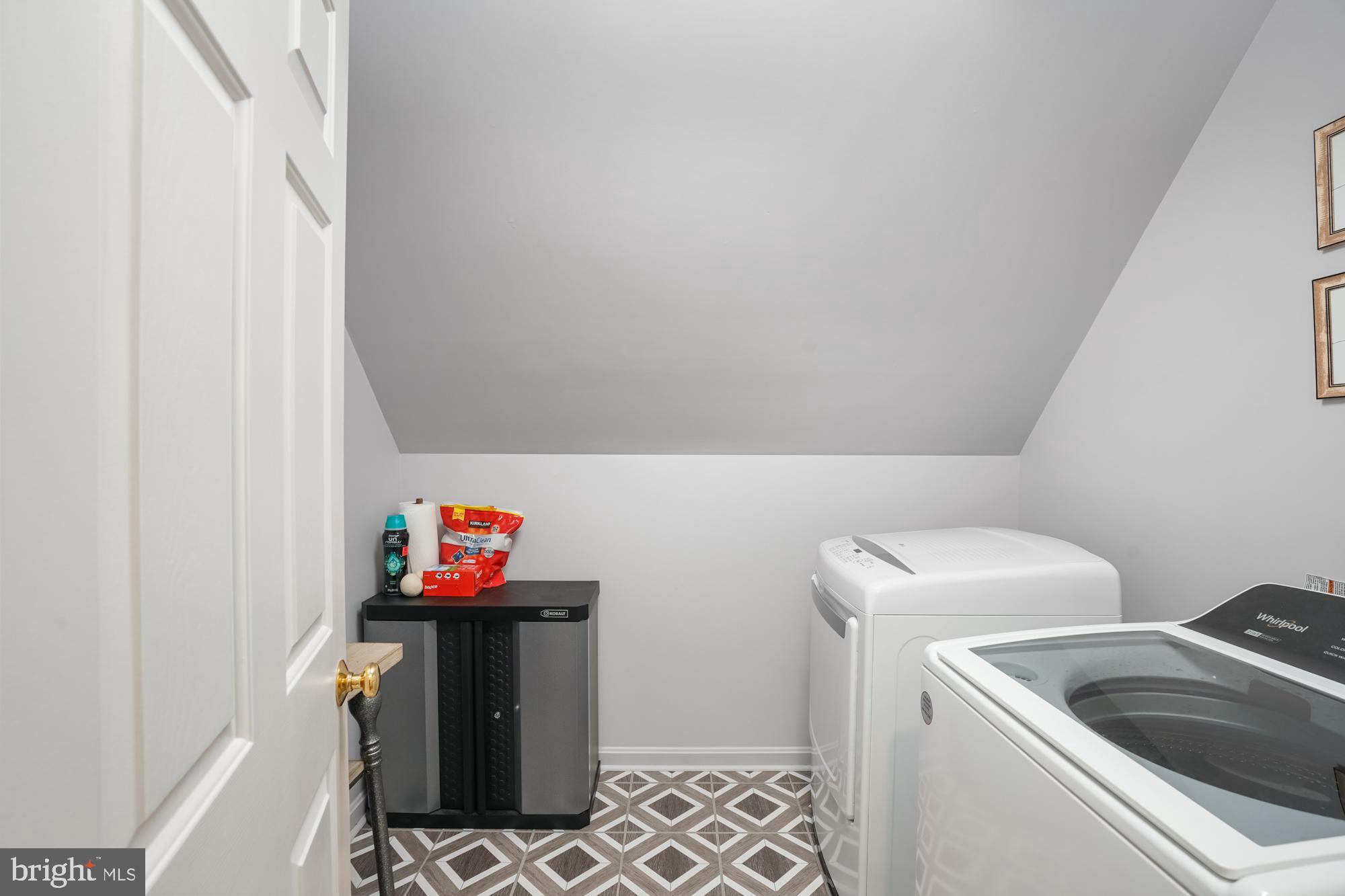 CEDAR RIDGE - Residential