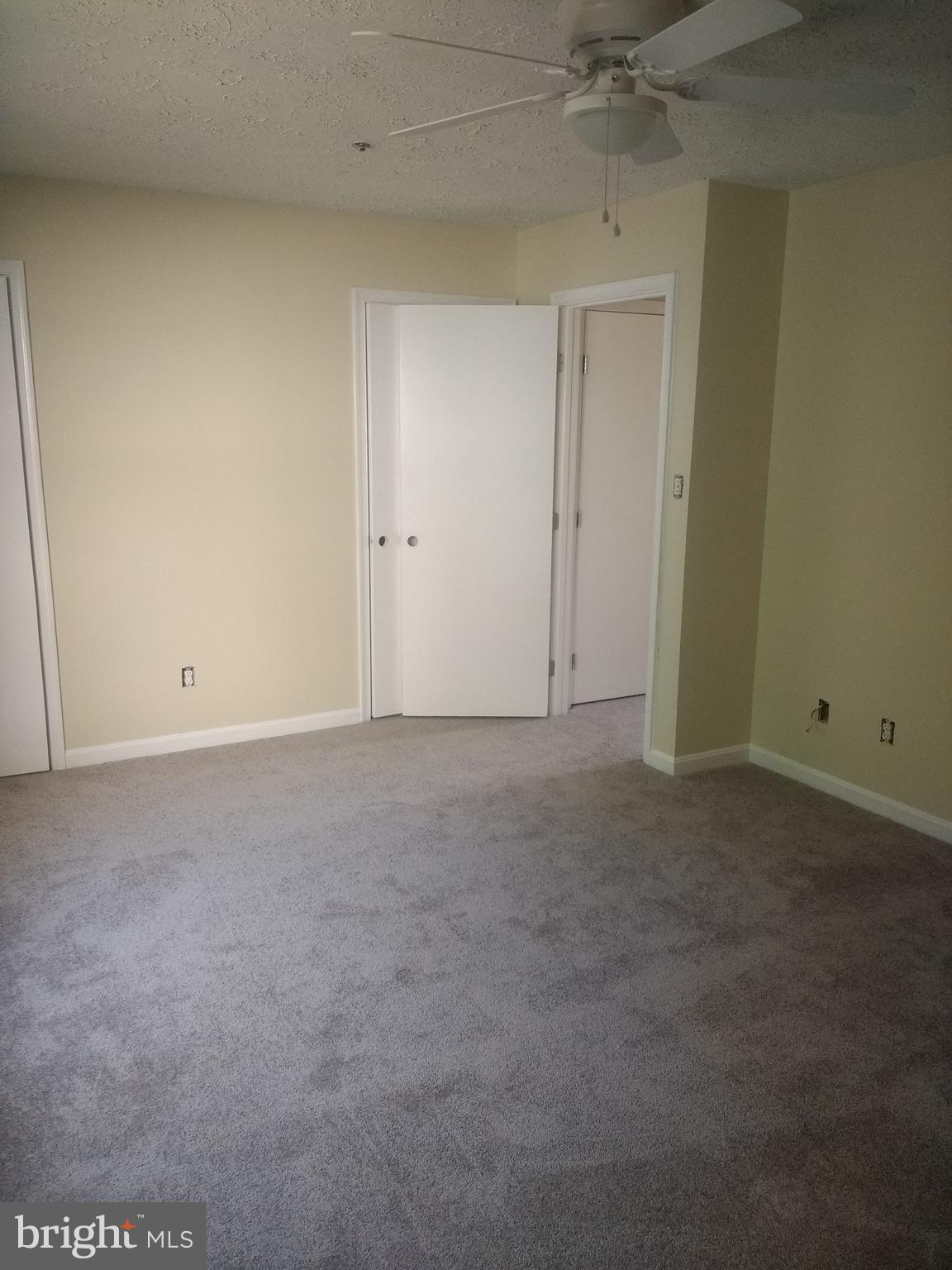 COLUMBIA COMMONS - Residential