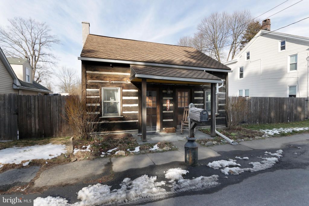 Photo of 2237 Marietta Avenue, Lancaster, PA 17603 (MLS # PALA2047104)