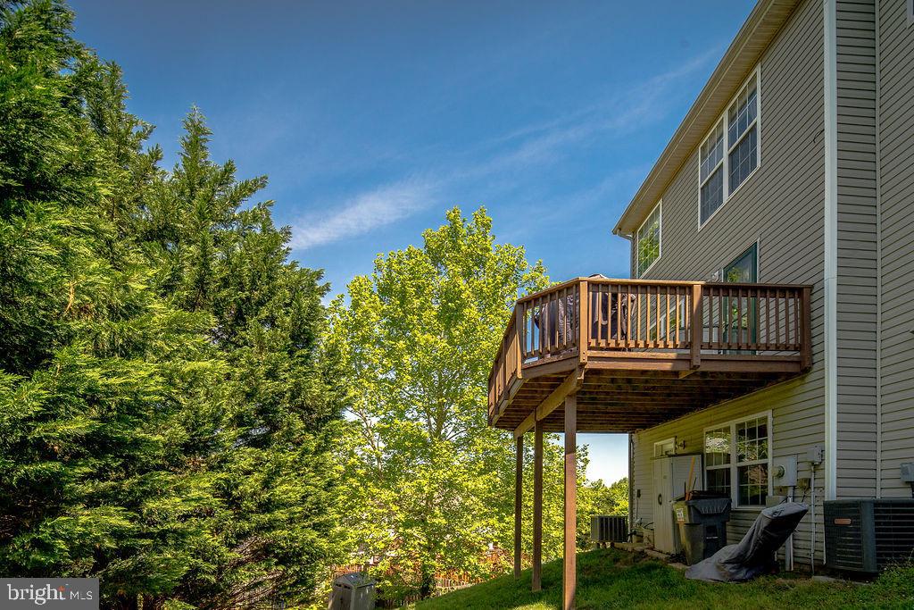 STONE RIVER - Residential