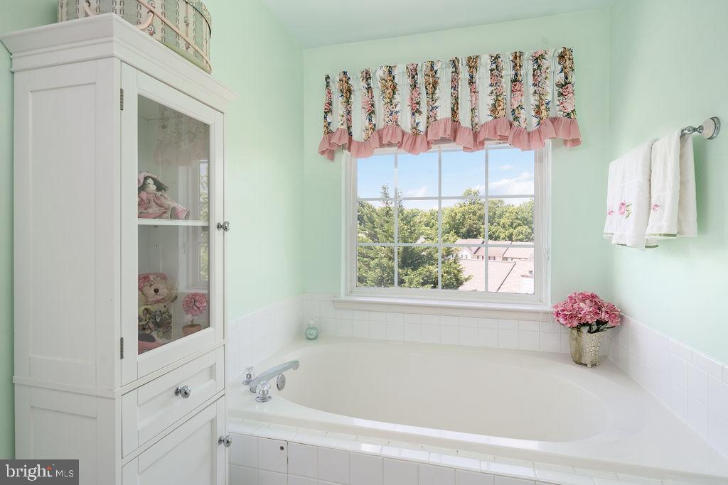 STONE RIVER - Residential