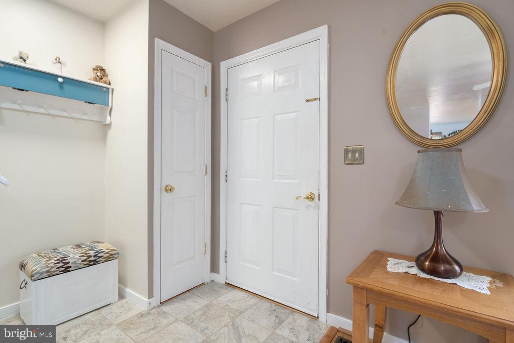 STONE RIVER - Residential