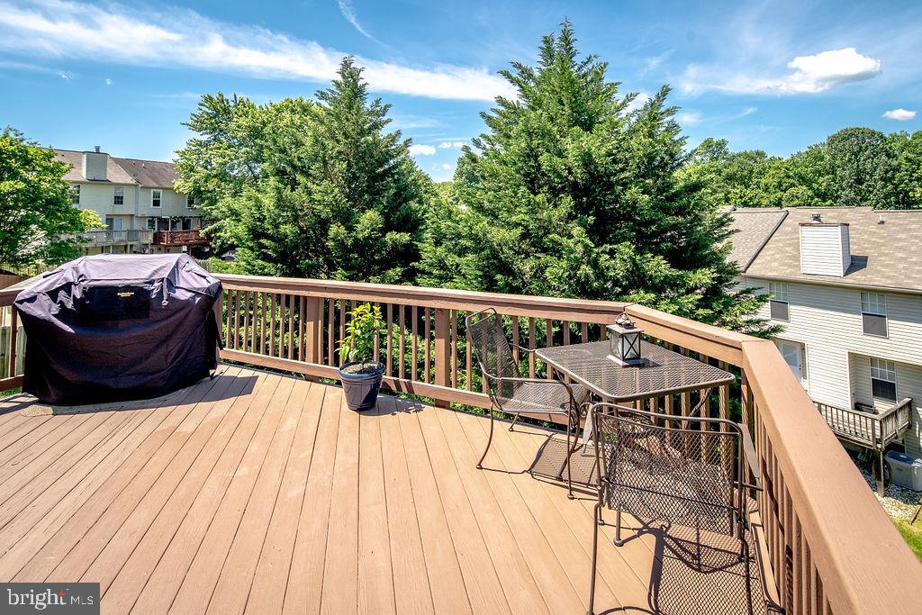 STONE RIVER - Residential