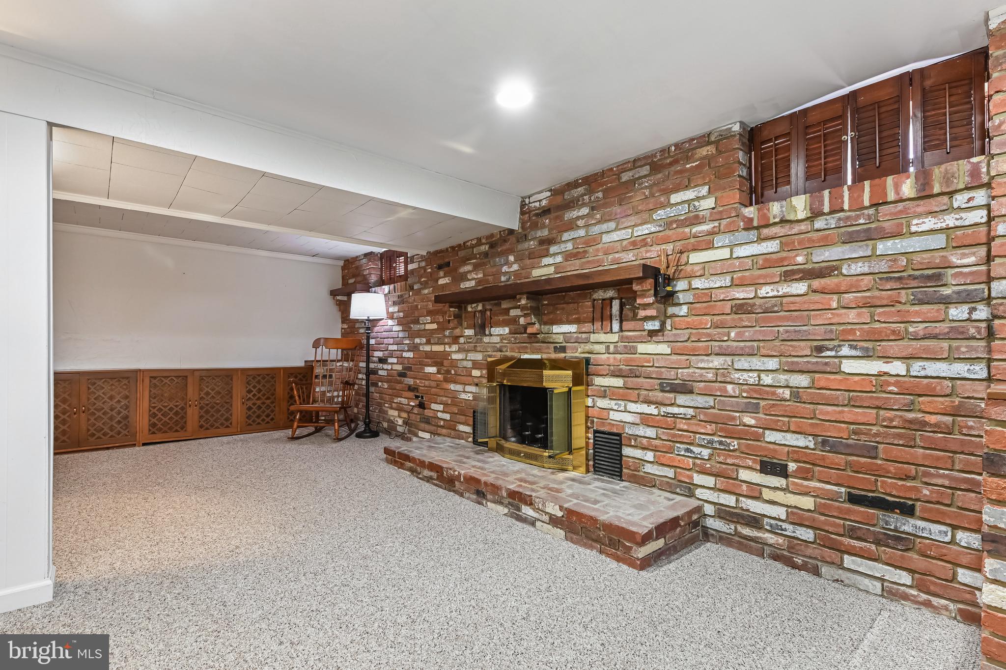 WOODLAWN HEIGHTS - Residential