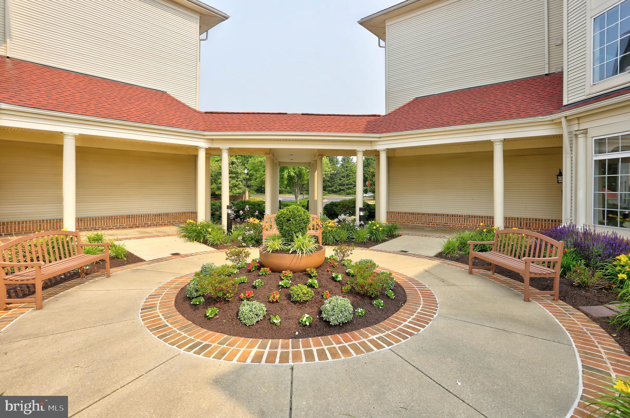 WAVERLY WOODS - Residential