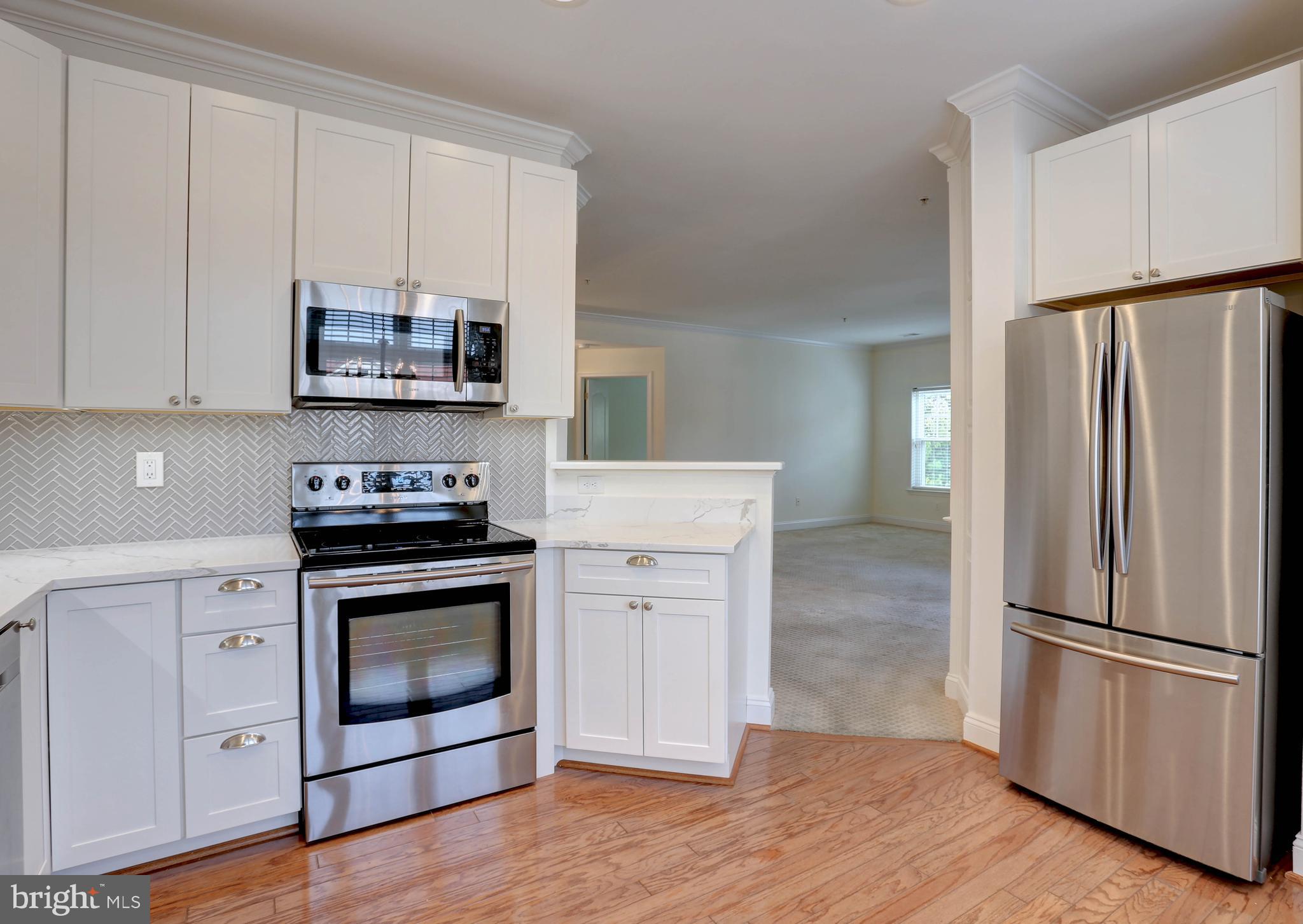 WAVERLY WOODS - Residential