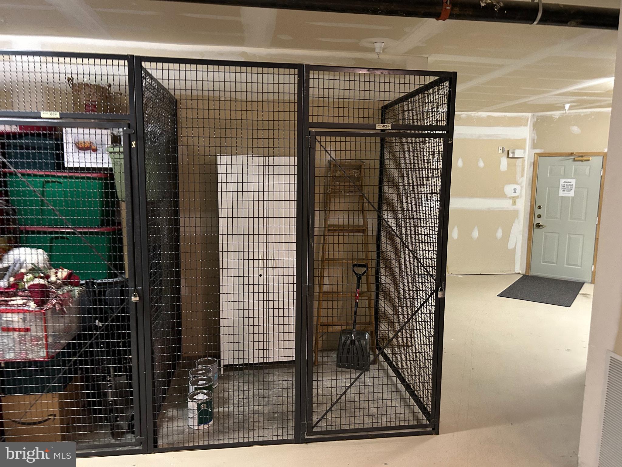 WAVERLY WOODS - Residential