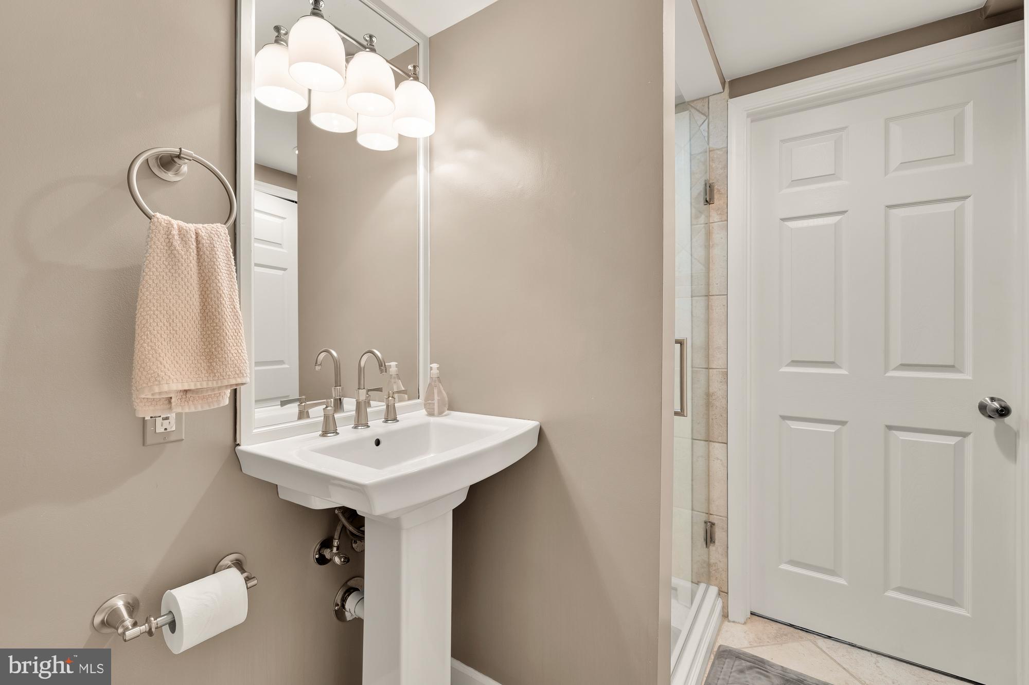 BEDFORDSHIRE - Residential