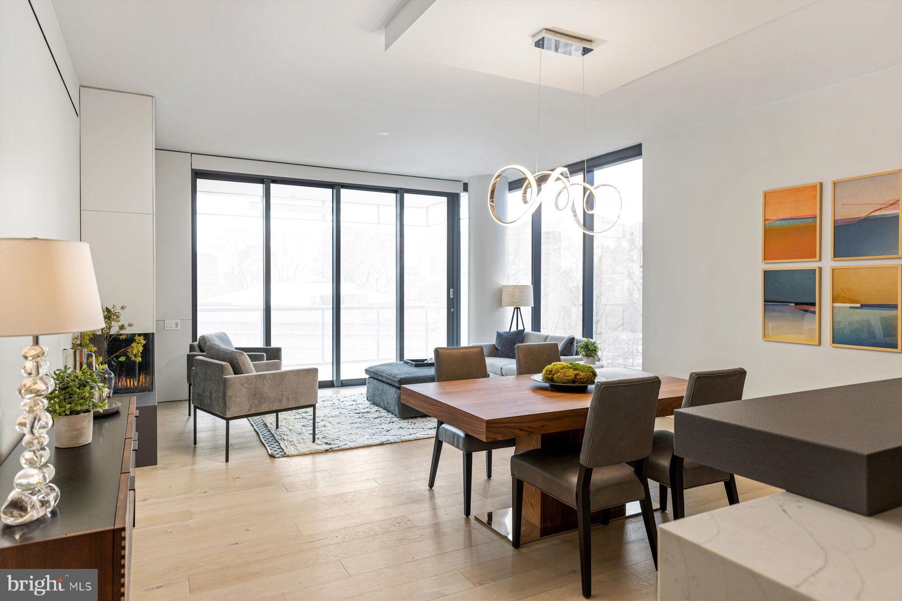 ART MUSEUM AREA - Residential Lease