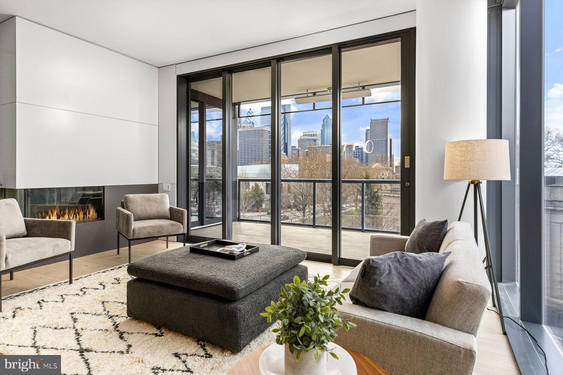 ART MUSEUM AREA - Residential Lease