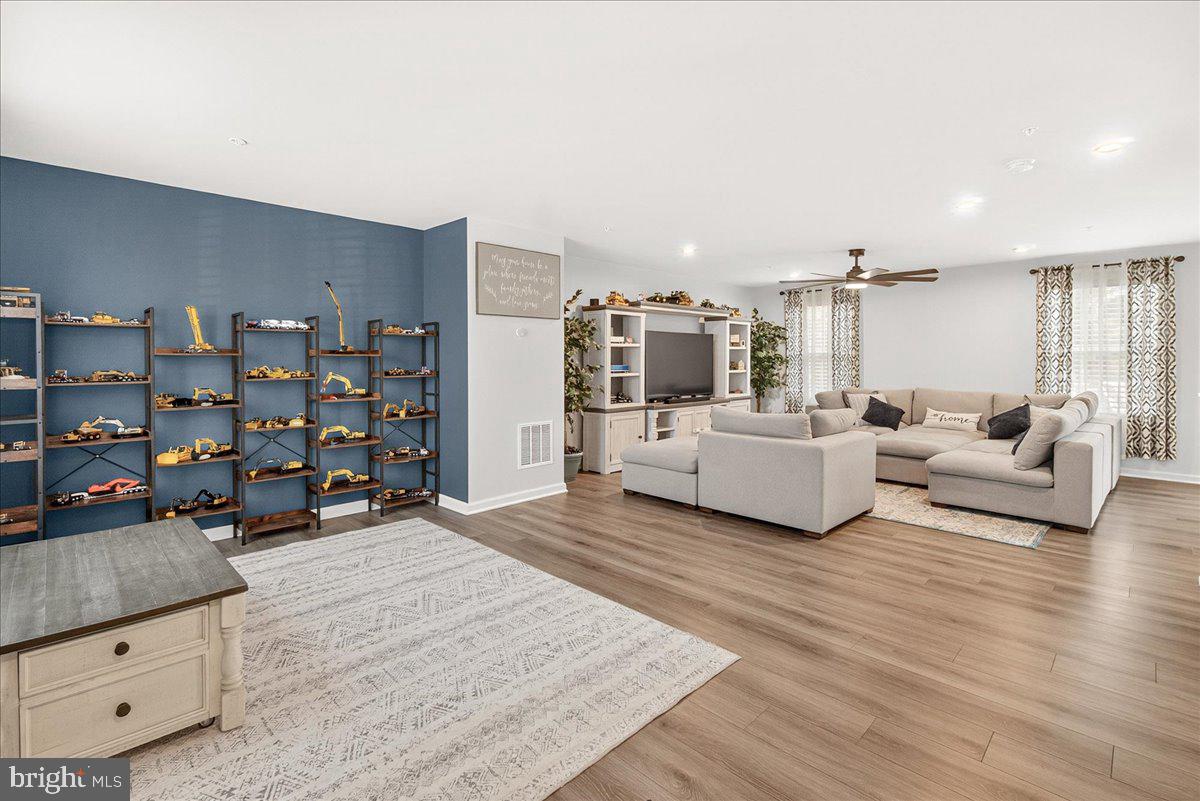 GAVER MEADOWS - Residential