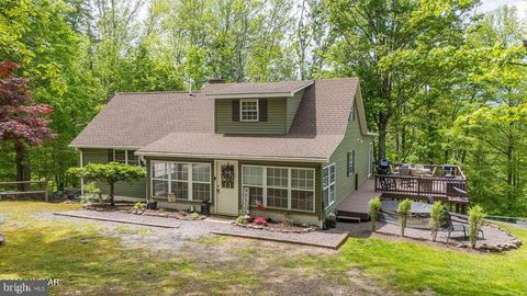 Photo of 2025 Whiskey Run Road, MUNCY VALLEY, PA 17758 (MLS # PASL2000048)