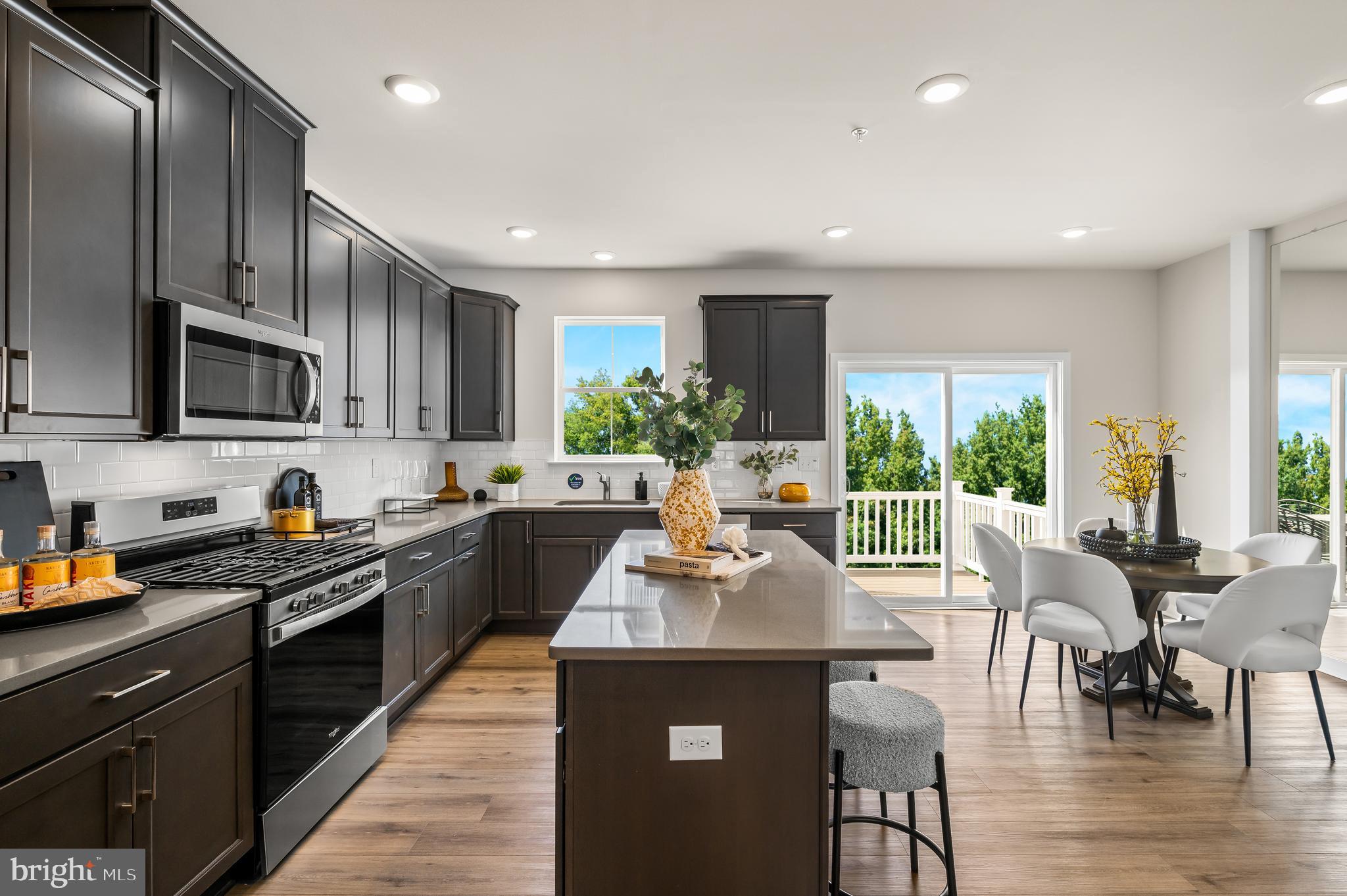 RIVER POINTE - Residential