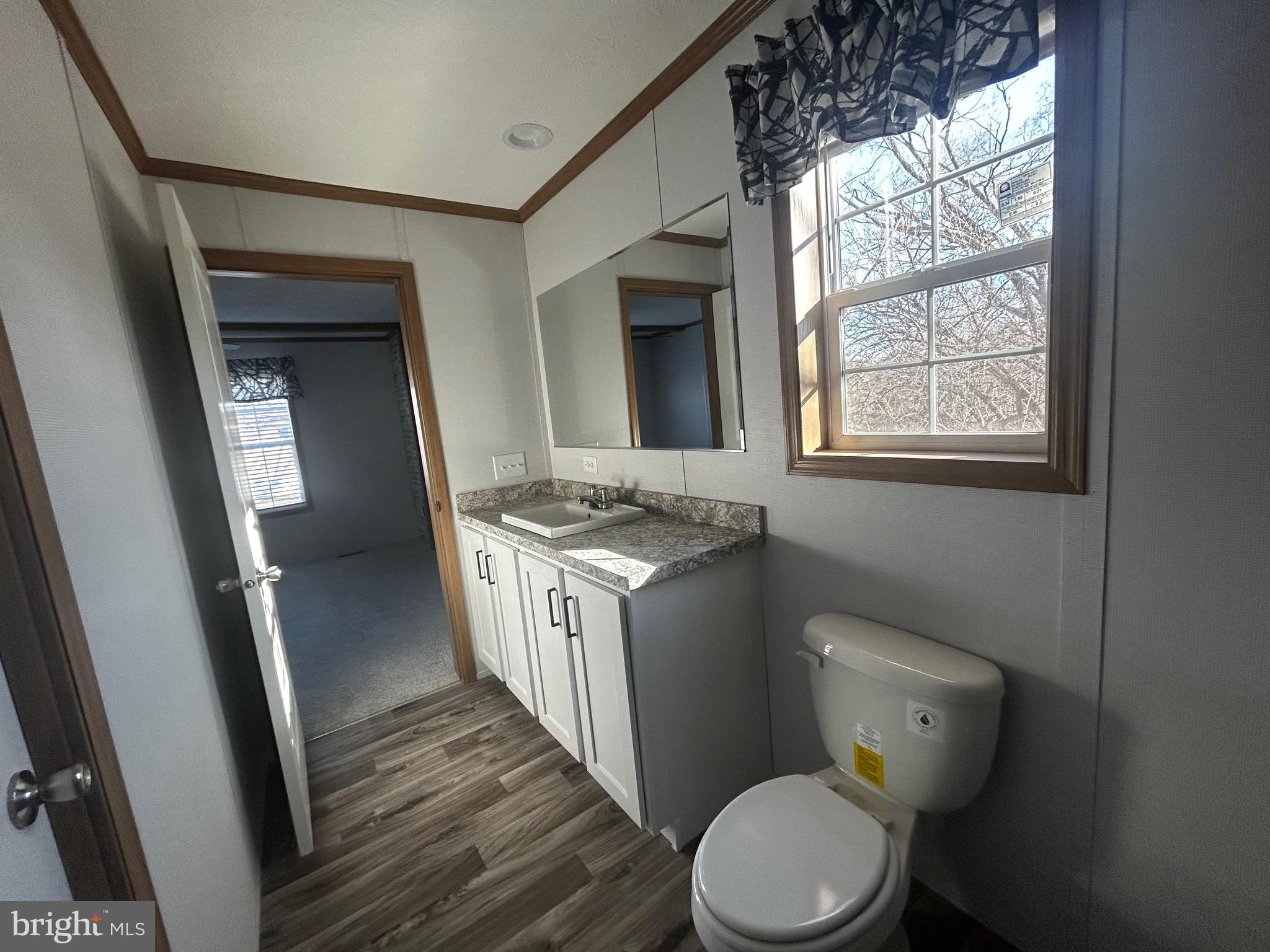 MIDDLE CREEK VILLAGE - Residential