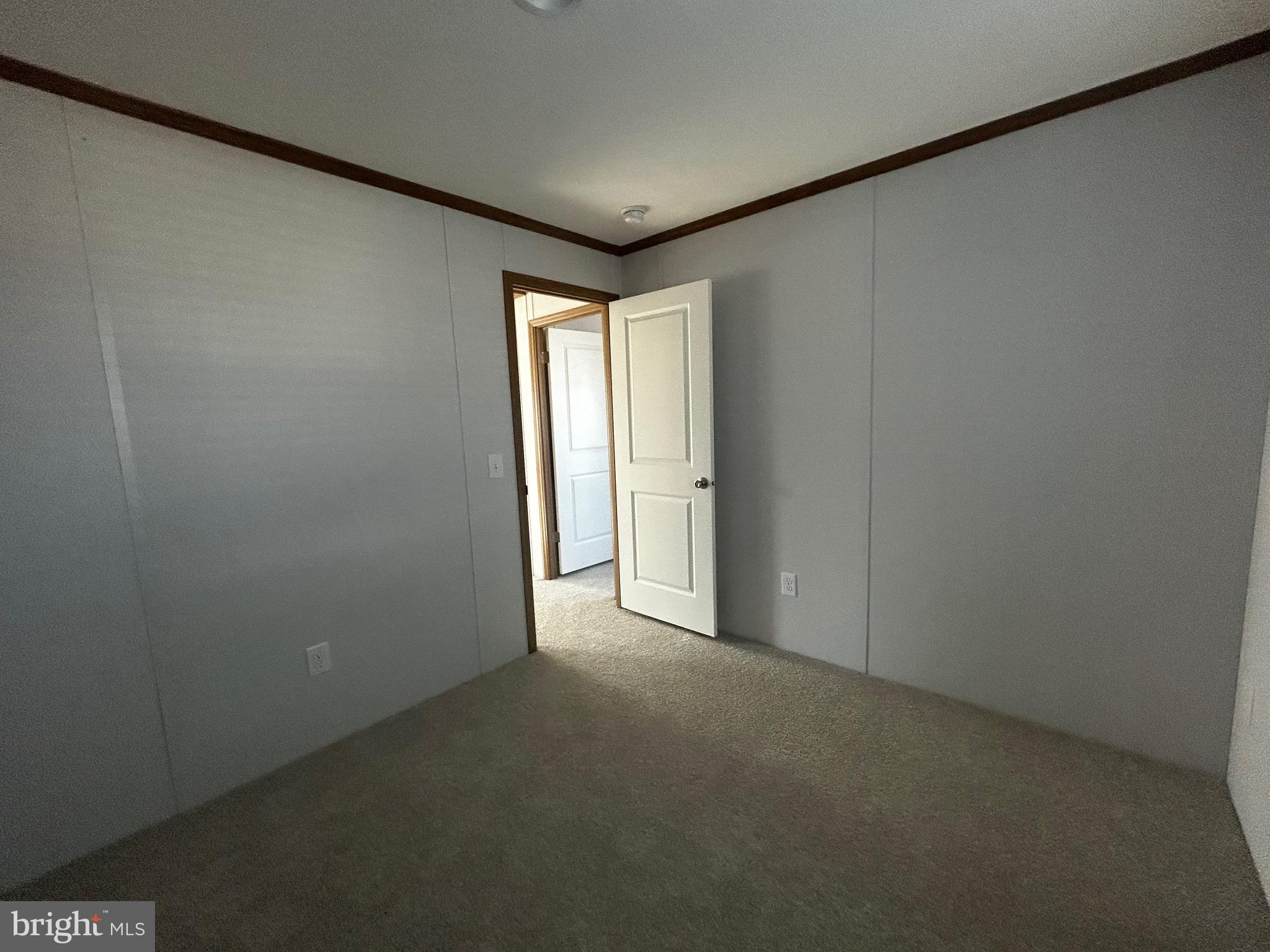 MIDDLE CREEK VILLAGE - Residential