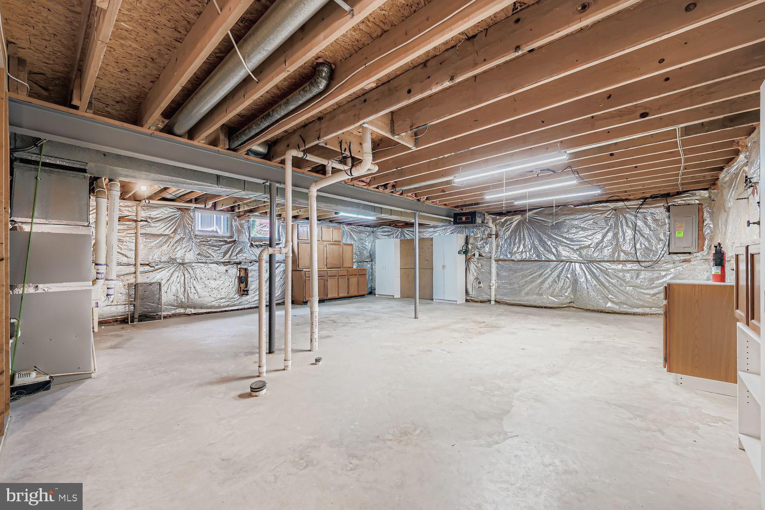 GUNNERS LAKE VILLAGE - Residential