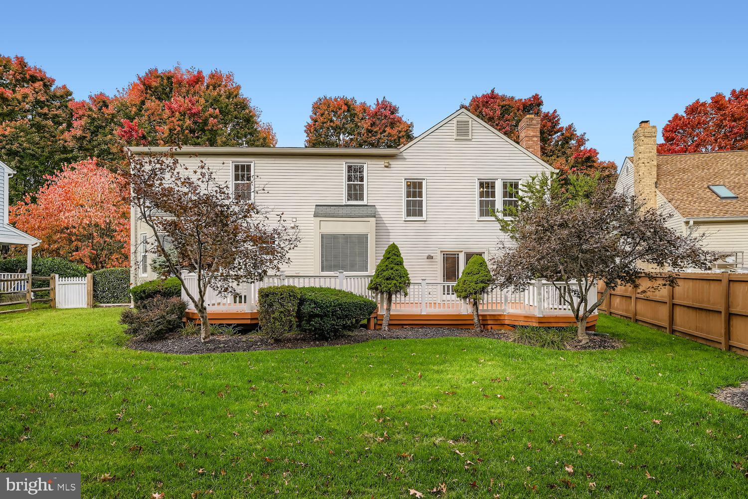 GUNNERS LAKE VILLAGE - Residential