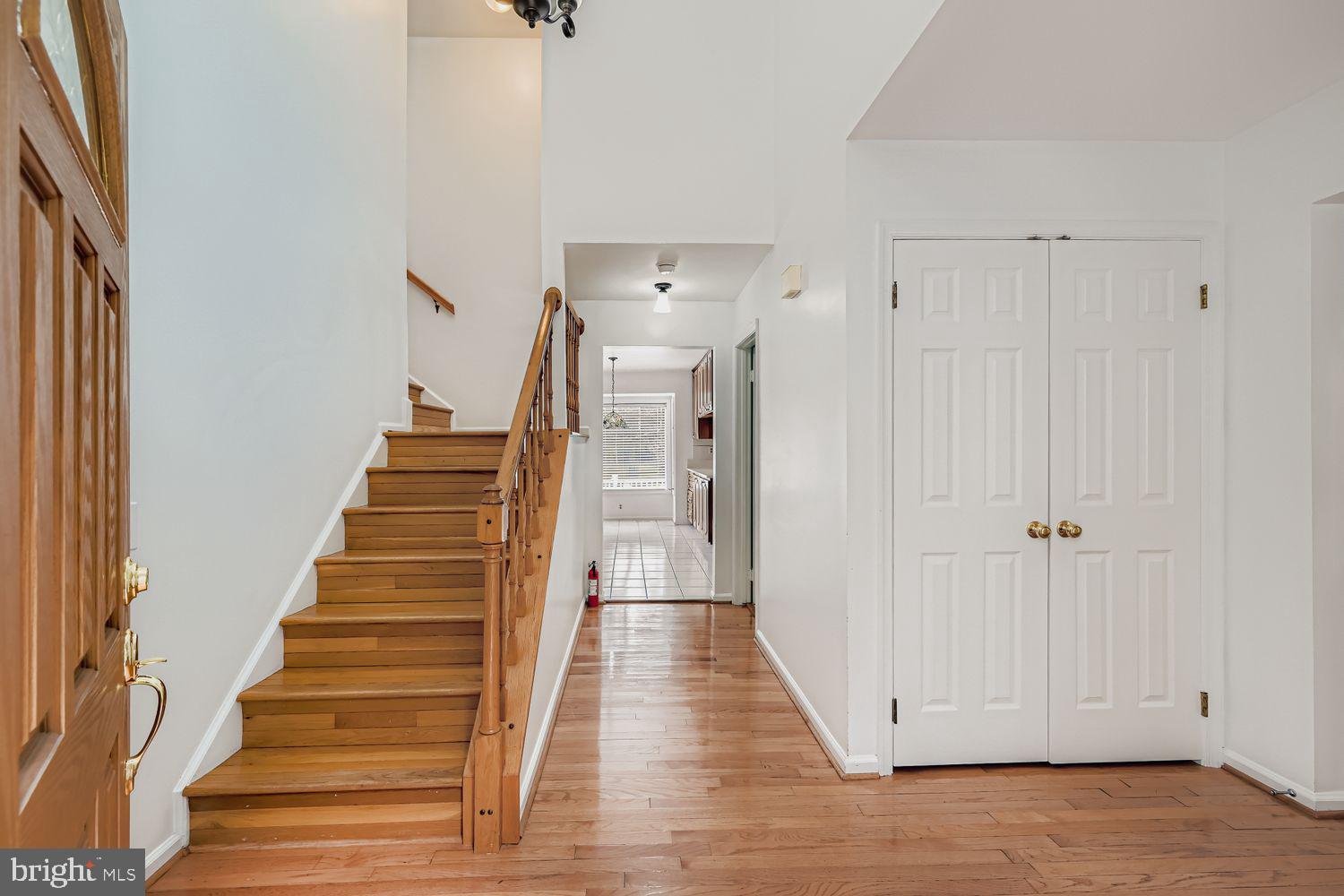 GUNNERS LAKE VILLAGE - Residential