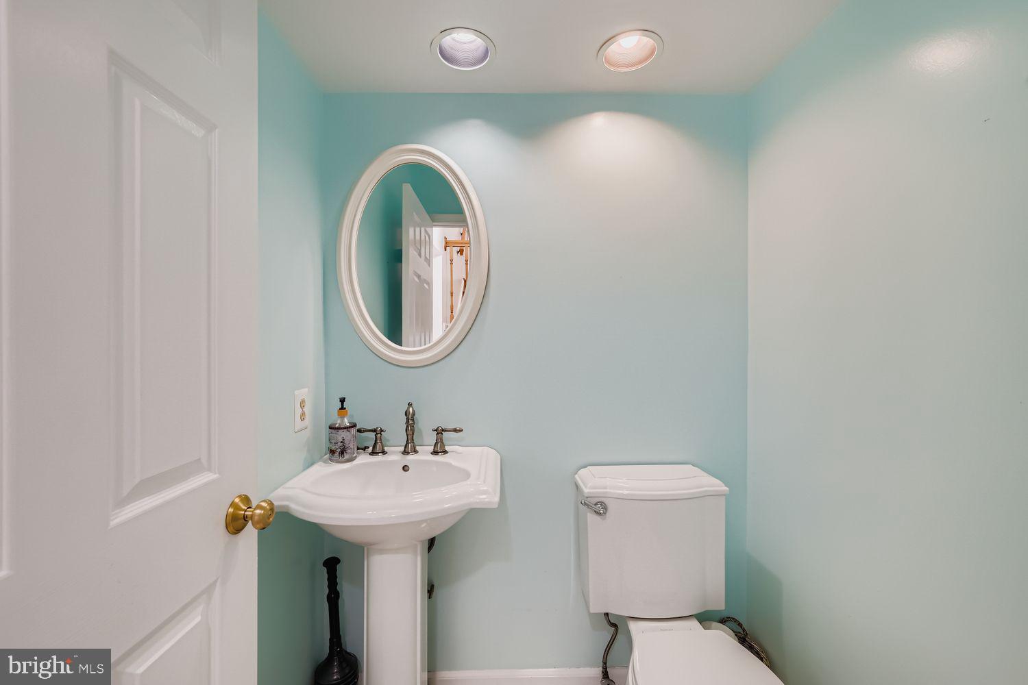 GUNNERS LAKE VILLAGE - Residential