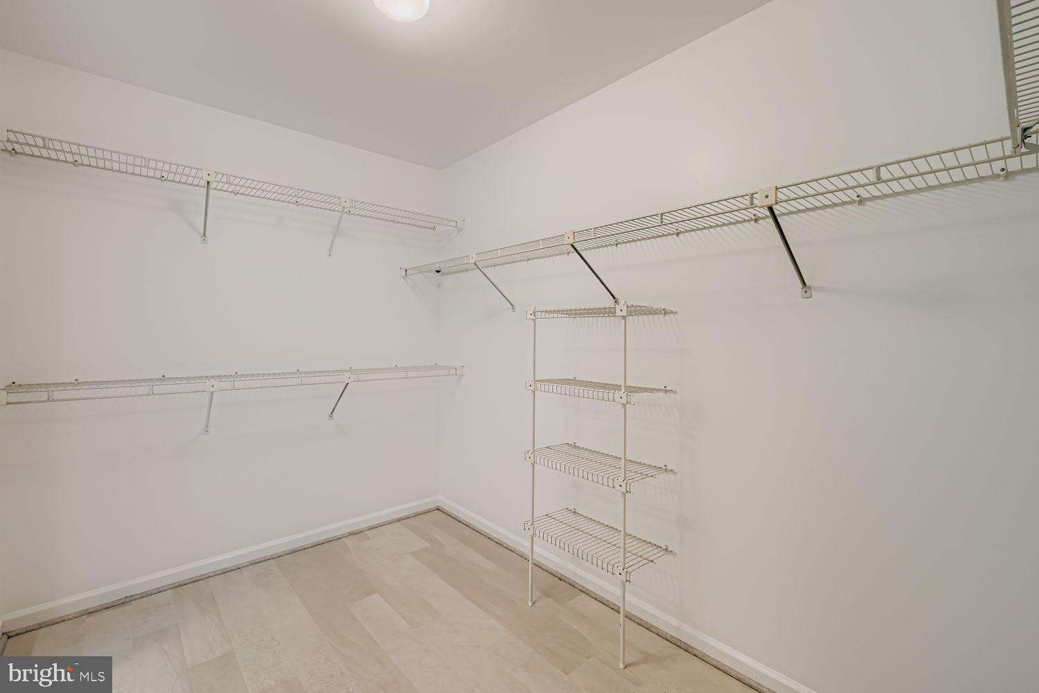 GUNNERS LAKE VILLAGE - Residential