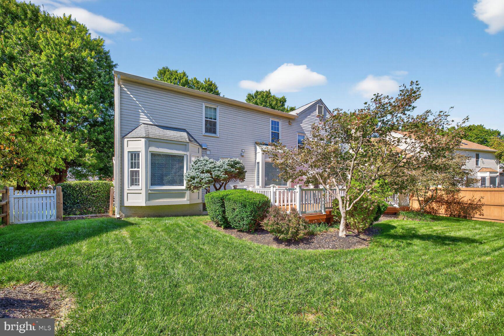 GUNNERS LAKE VILLAGE - Residential