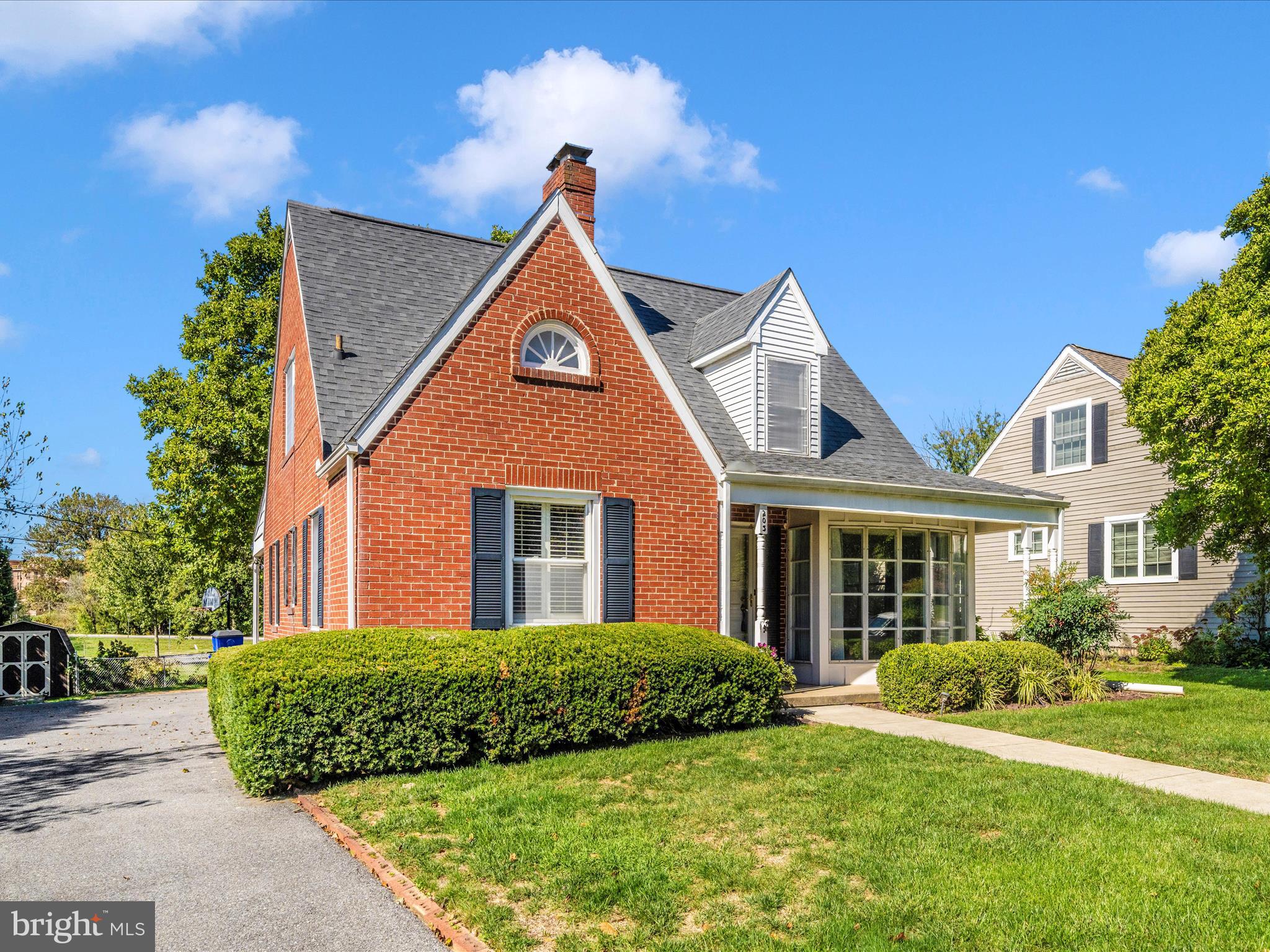 203 MAGNOLIA AVENUE