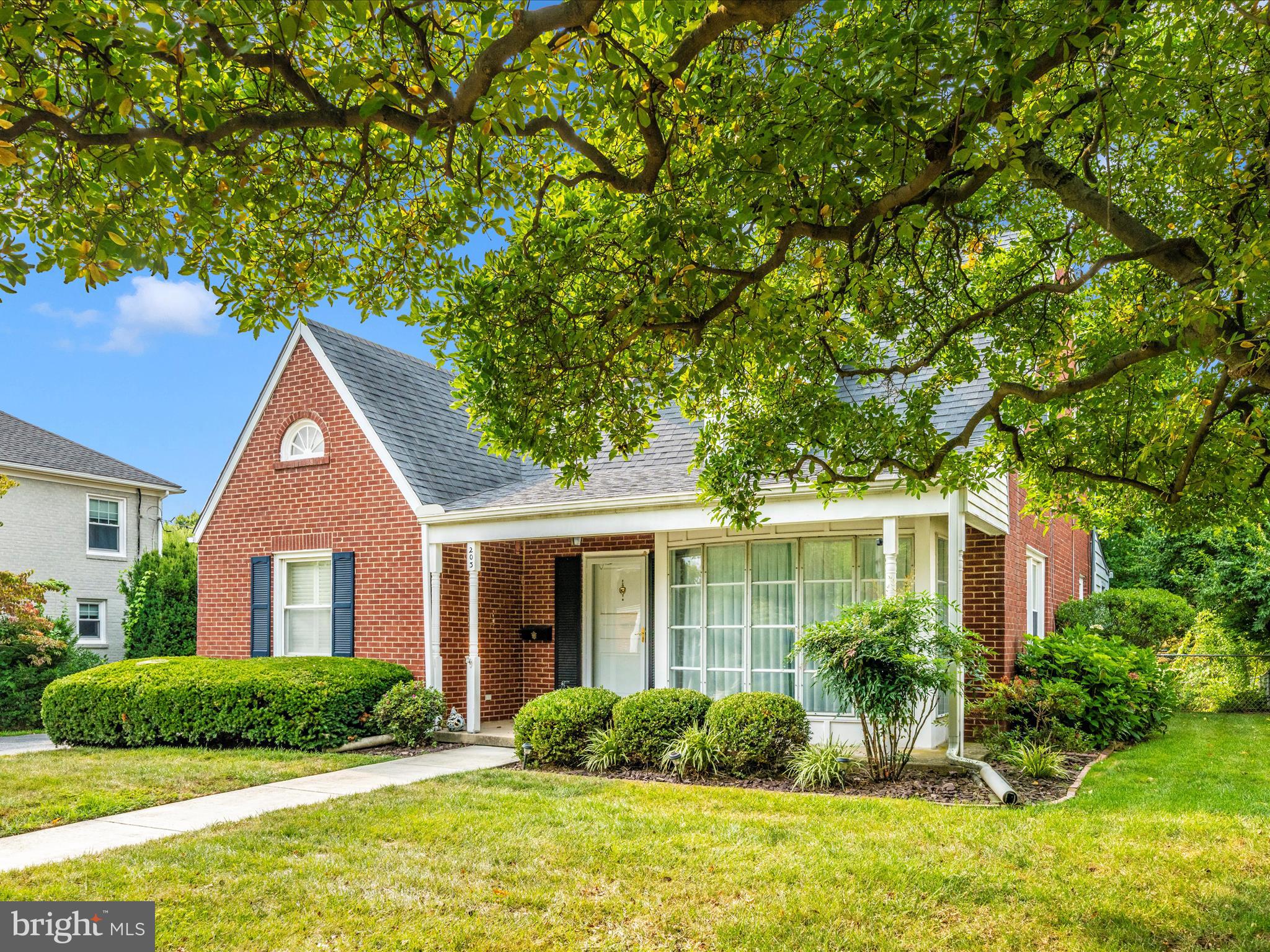 BAKER PARK - Residential