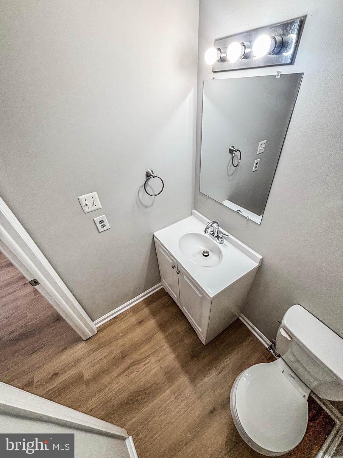 INDIAN CREEK - Residential