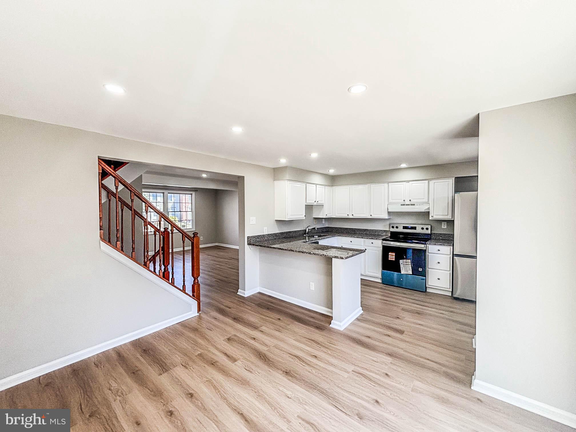 INDIAN CREEK - Residential