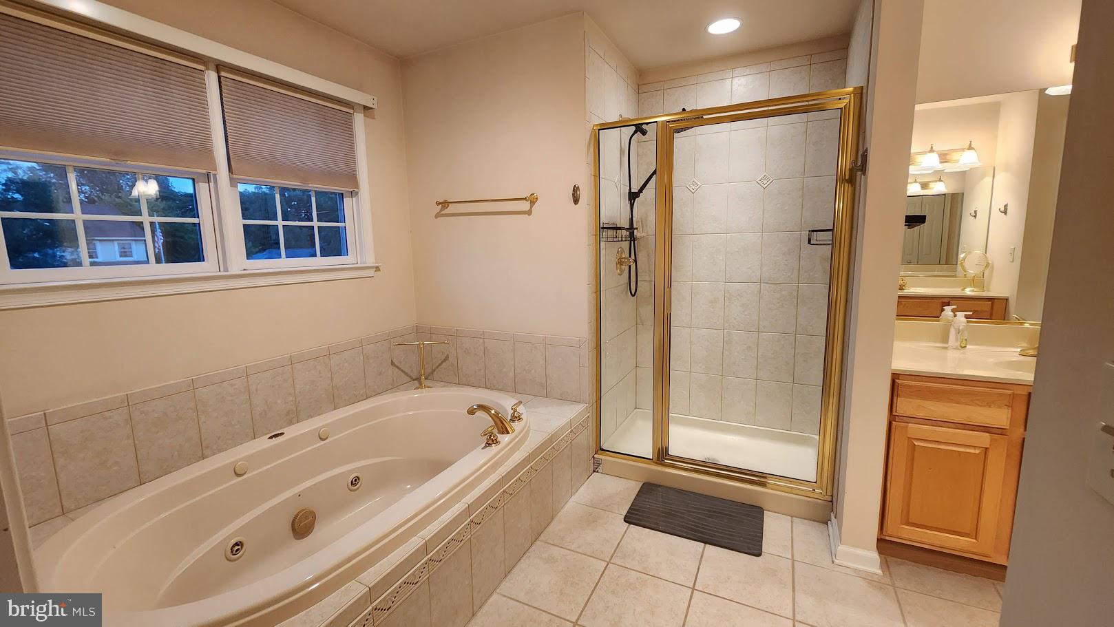 COUNTRYSIDE - Residential