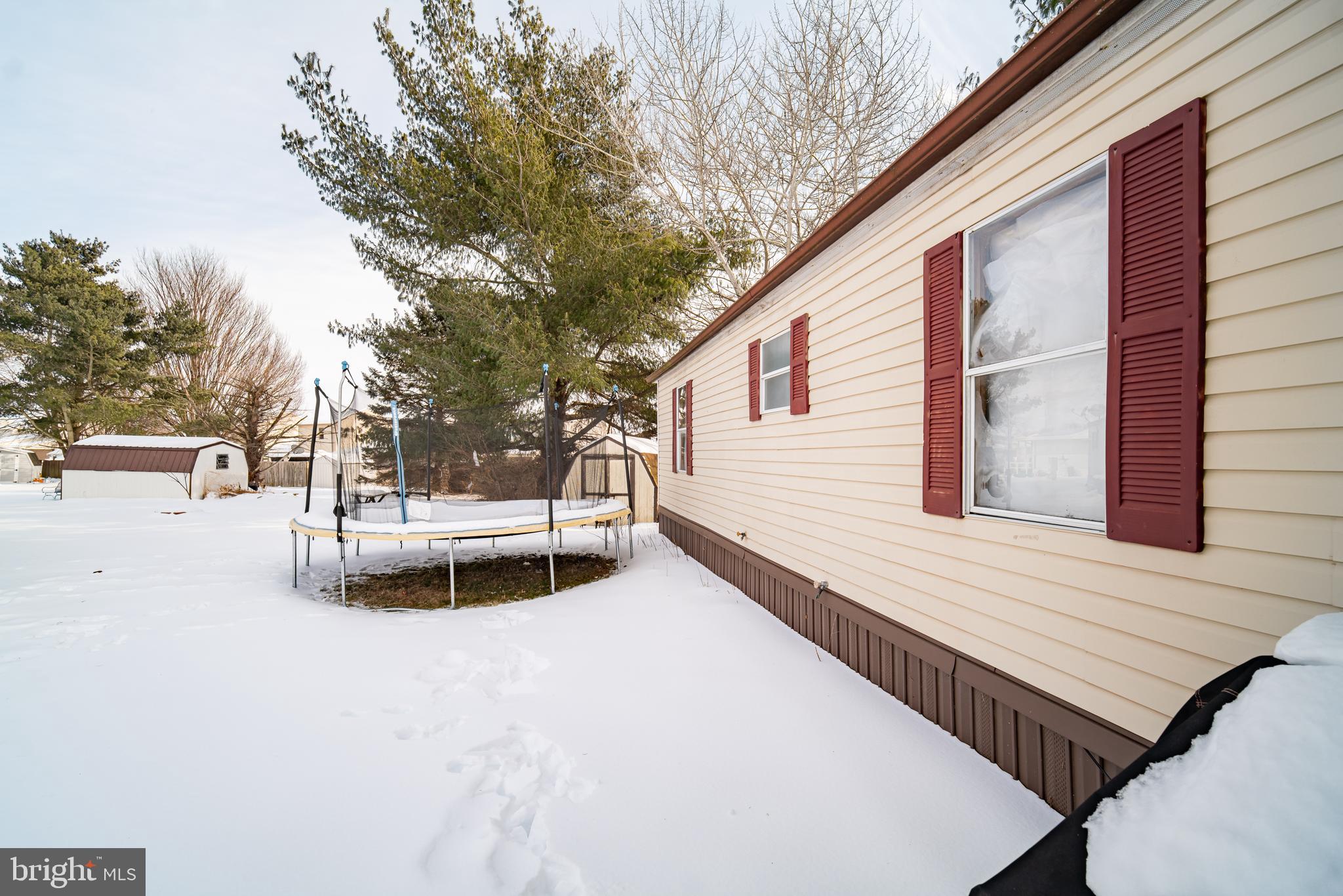 138 MEADOWVIEW DRIVE