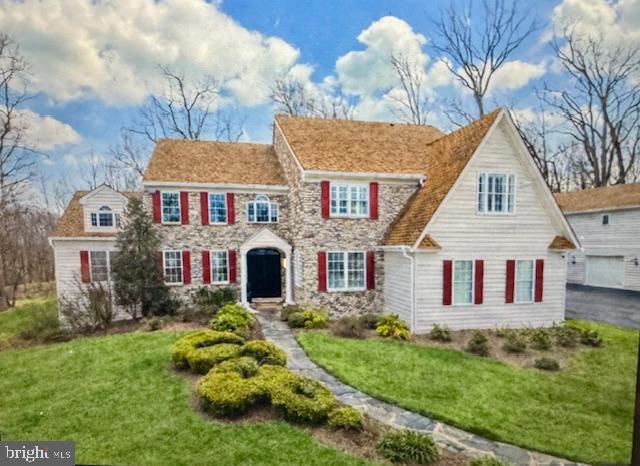 2104 SQUIRREL HILL ROAD