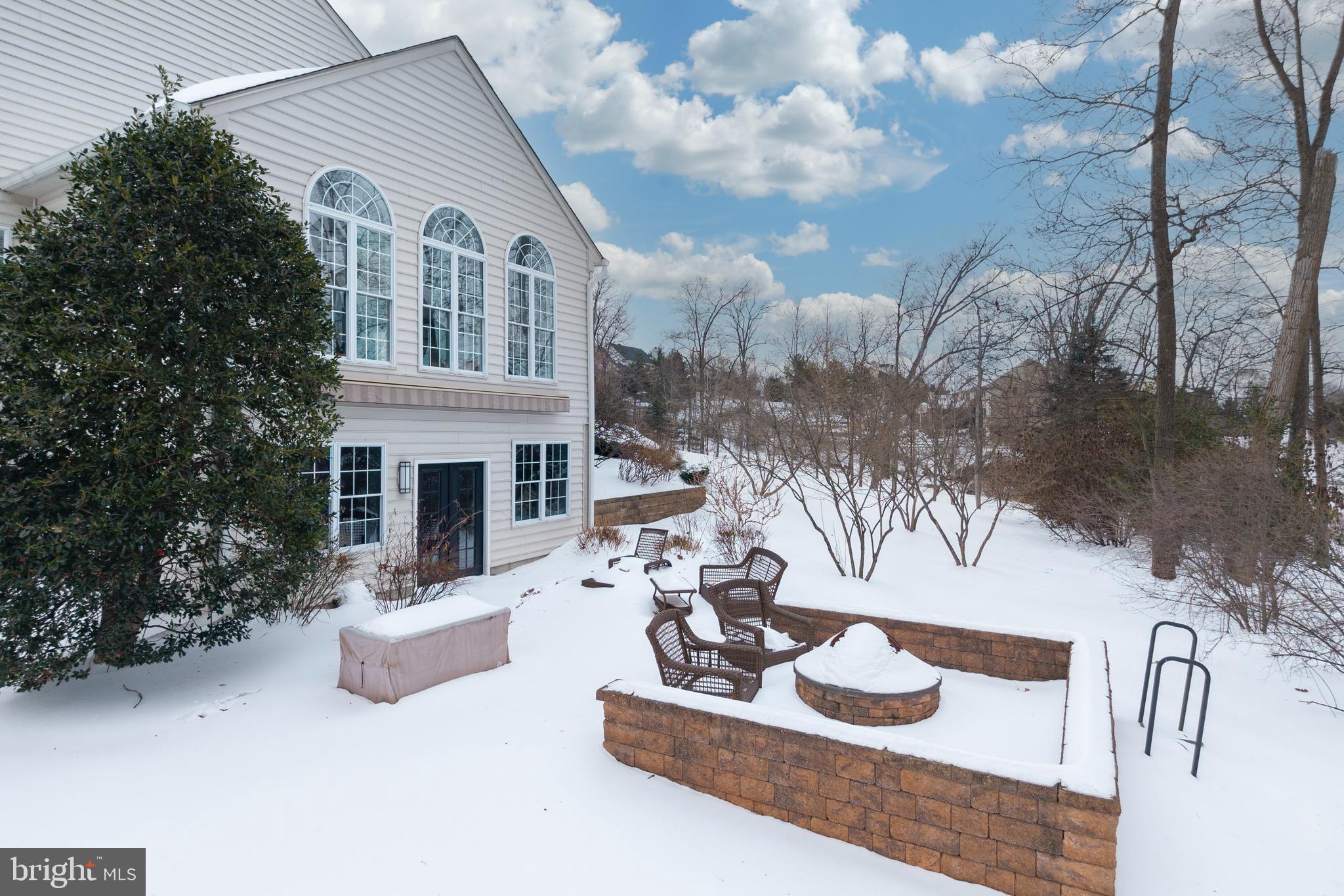 2104 SQUIRREL HILL ROAD