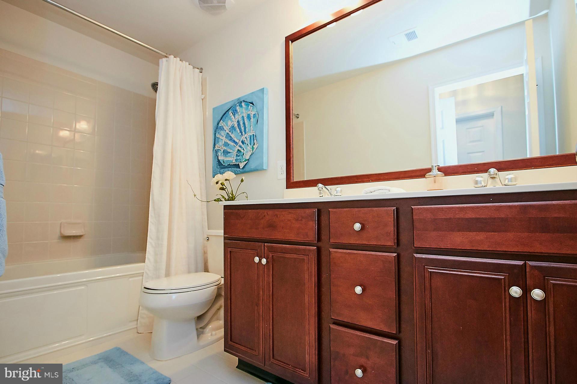 SOUTH RIDING - Residential