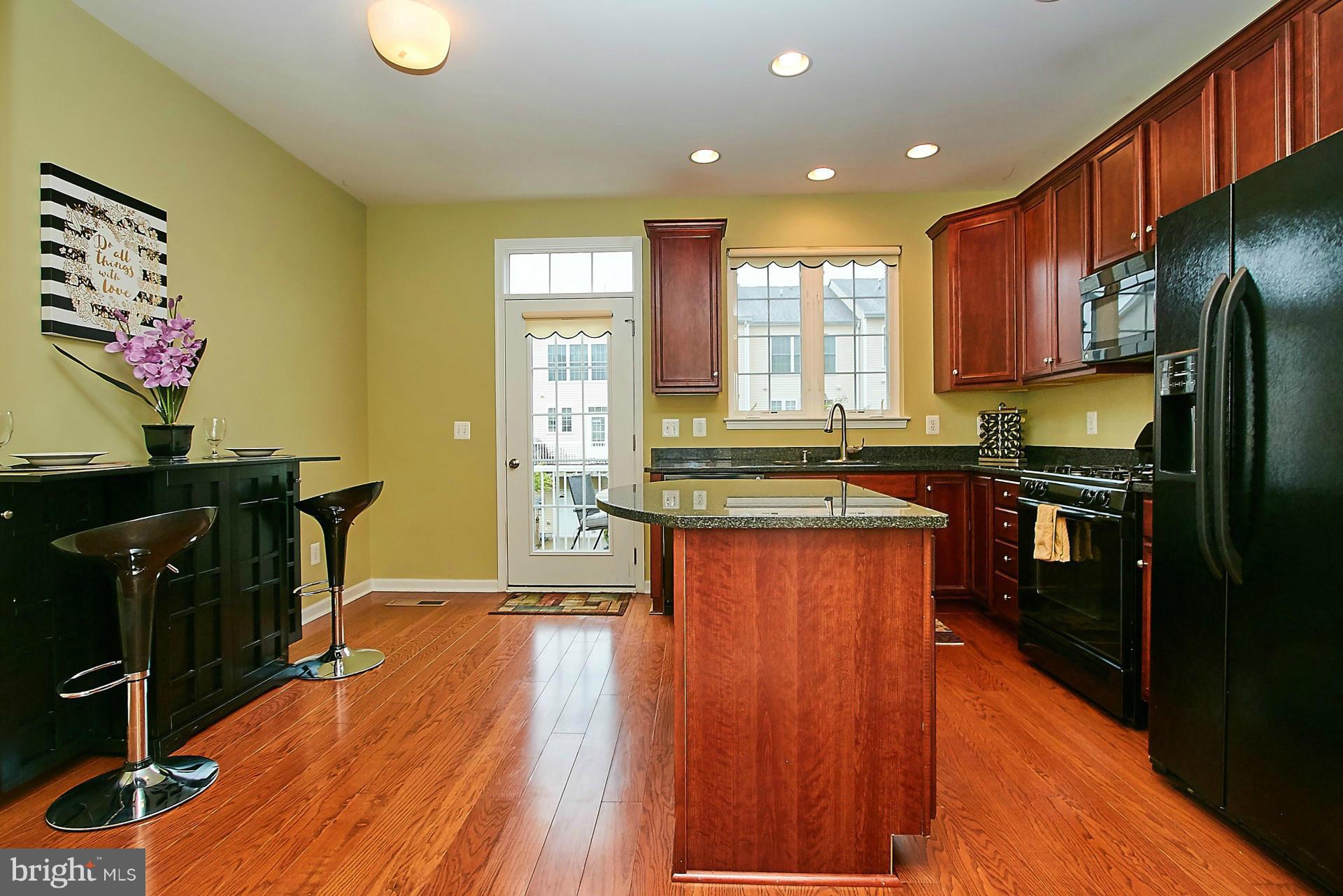 SOUTH RIDING - Residential