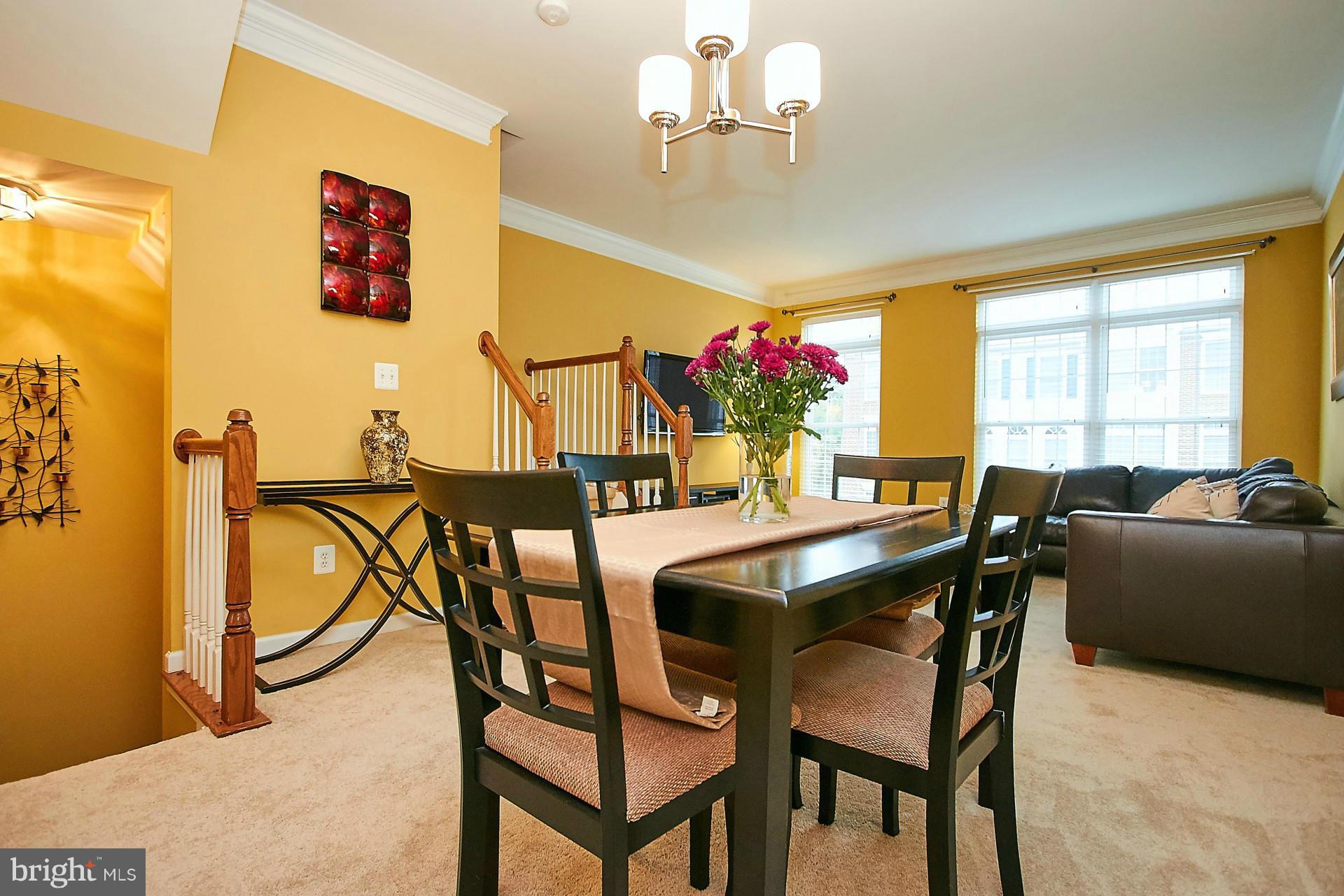 SOUTH RIDING - Residential
